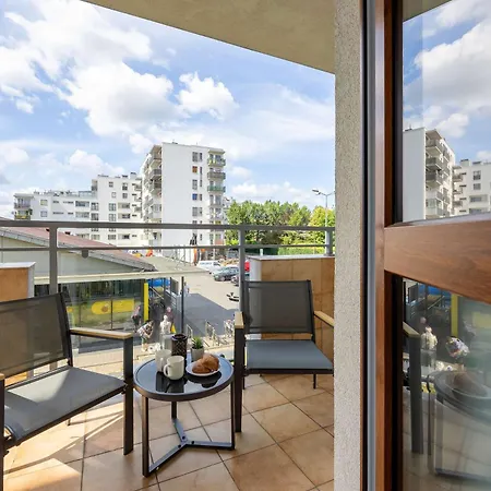 Appartement Spacious In With Balcony By Renters *